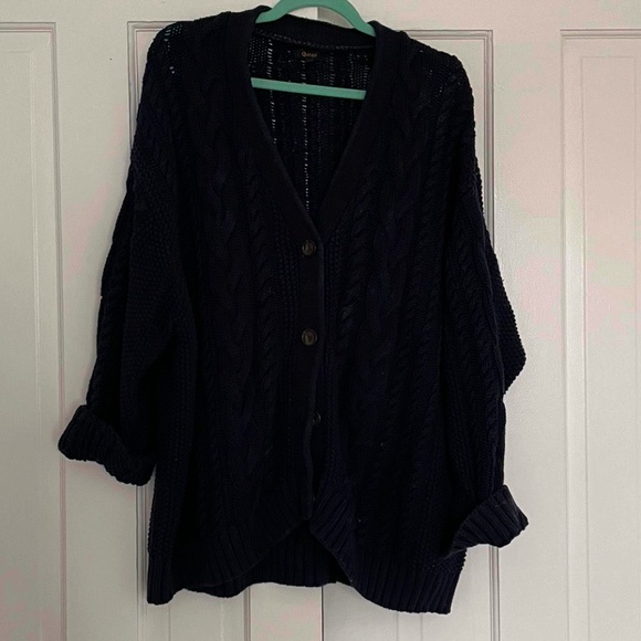 Quince oversize cable knit cardigan sweater in navy - Picture 2 of 2